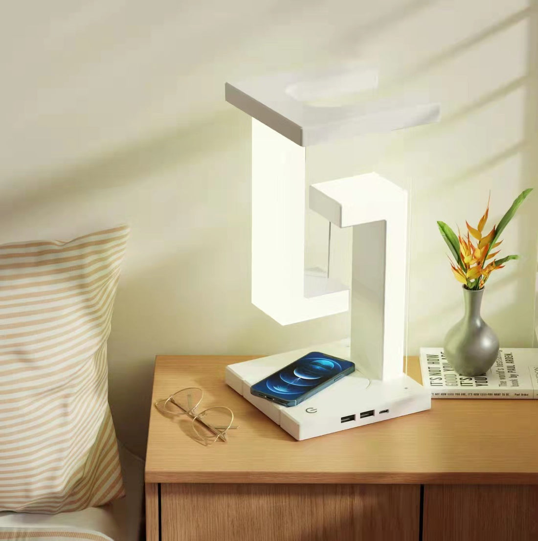 Anti-Gravity Wireless Charging Lamp